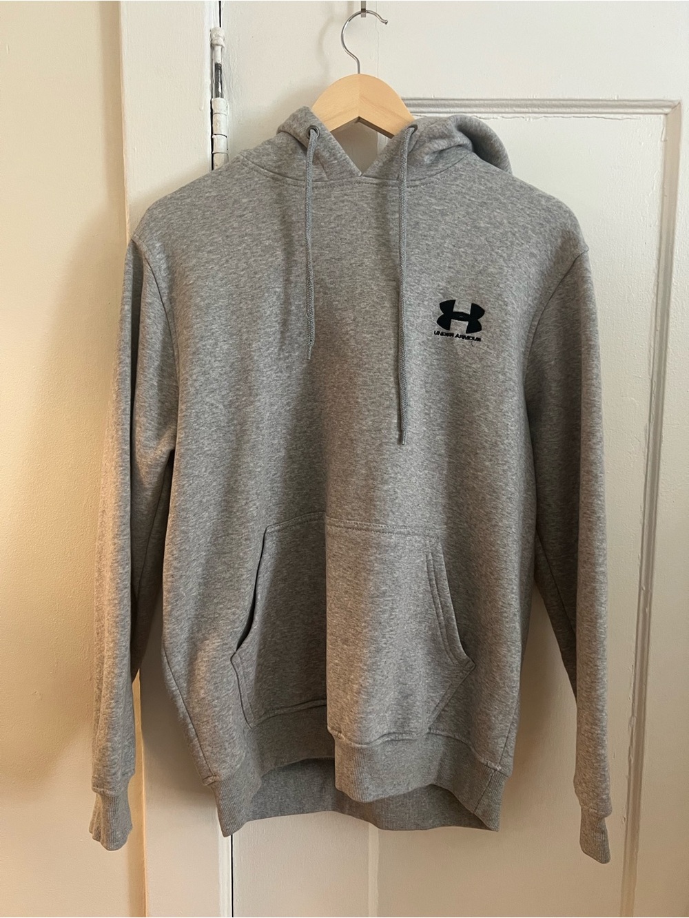 Under Armour Men's Gray Pullover Hoodie